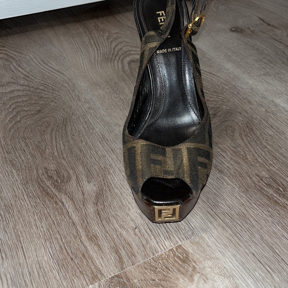 Febdi heels - Picture 5 of 5